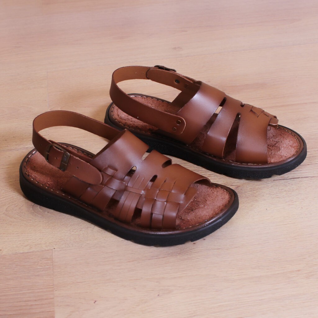 Sandales marron (002M)